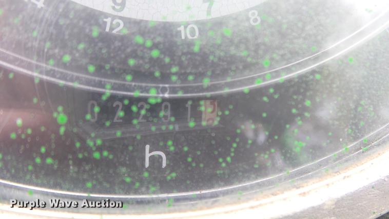 image for item AM9122 1986 John Deere 2950 MFWD tractor