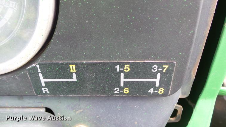 image for item AM9122 1986 John Deere 2950 MFWD tractor