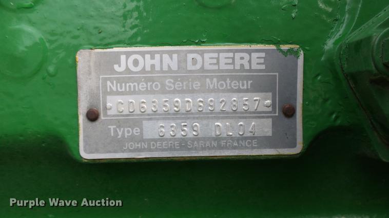 image for item AM9122 1986 John Deere 2950 MFWD tractor