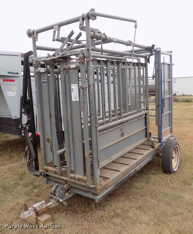 image for item DB9091 Pearson cattle chute