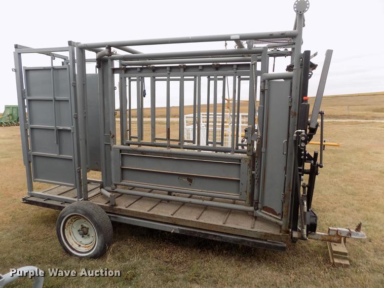 image for item DB9091 Pearson cattle chute