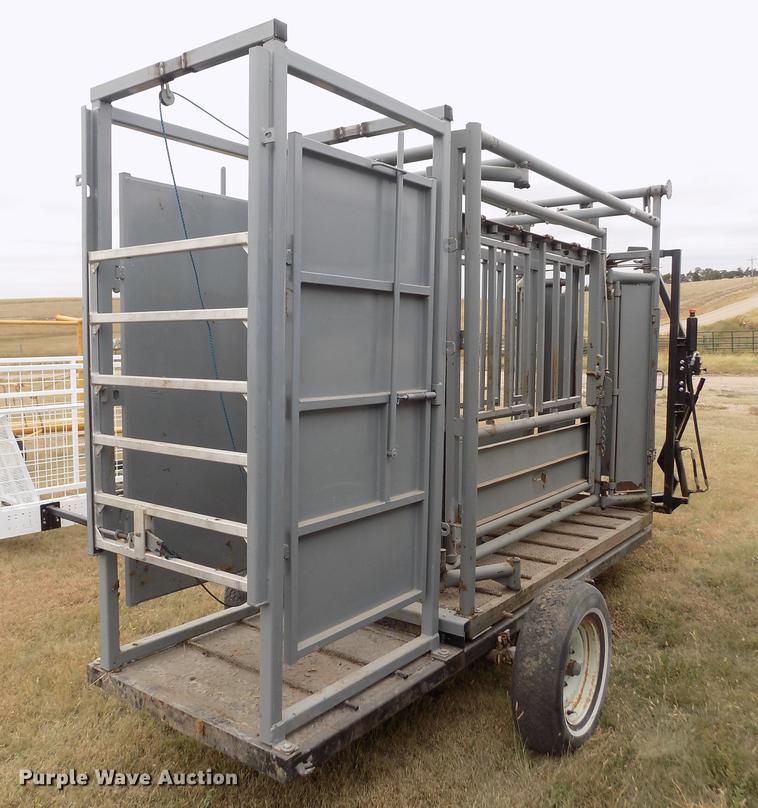 image for item DB9091 Pearson cattle chute