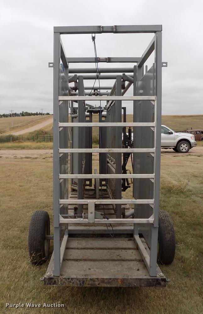 image for item DB9091 Pearson cattle chute