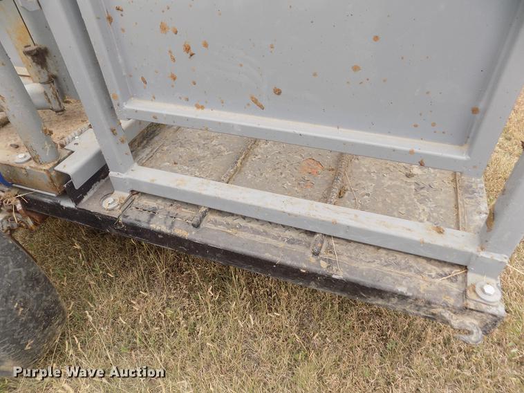 image for item DB9091 Pearson cattle chute