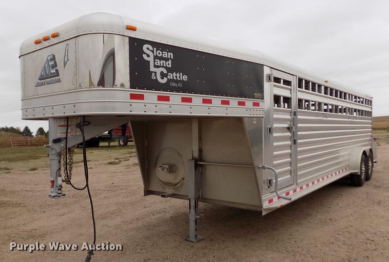 image for item DB9094 2012 Elite livestock trailer