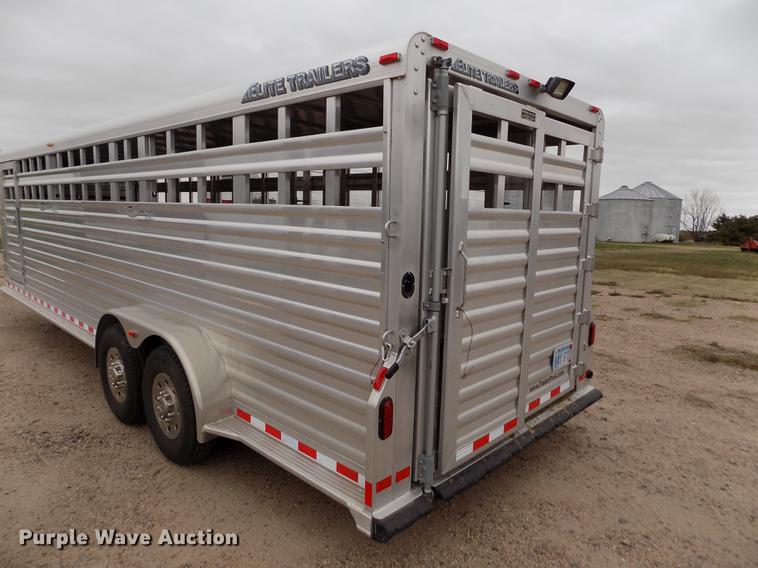 image for item DB9094 2012 Elite livestock trailer