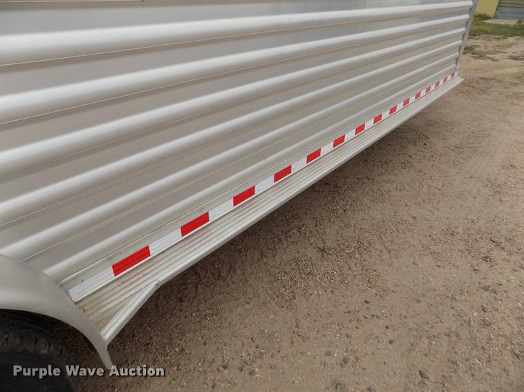 image for item DB9094 2012 Elite livestock trailer