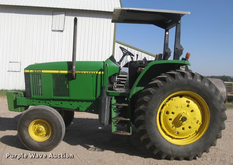 image for item DC1304 1998 John Deere 7405 tractor