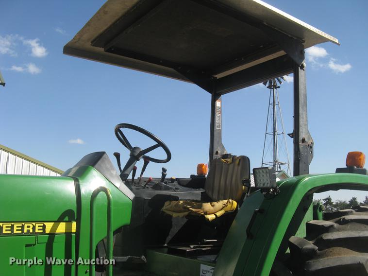 image for item DC1304 1998 John Deere 7405 tractor