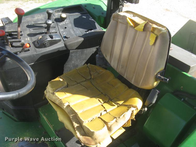 image for item DC1304 1998 John Deere 7405 tractor