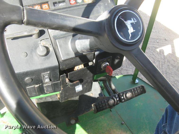 image for item DC1304 1998 John Deere 7405 tractor