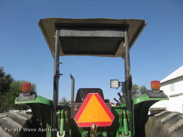 image for item DC1304 1998 John Deere 7405 tractor