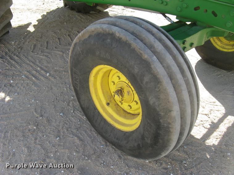 image for item DC1304 1998 John Deere 7405 tractor