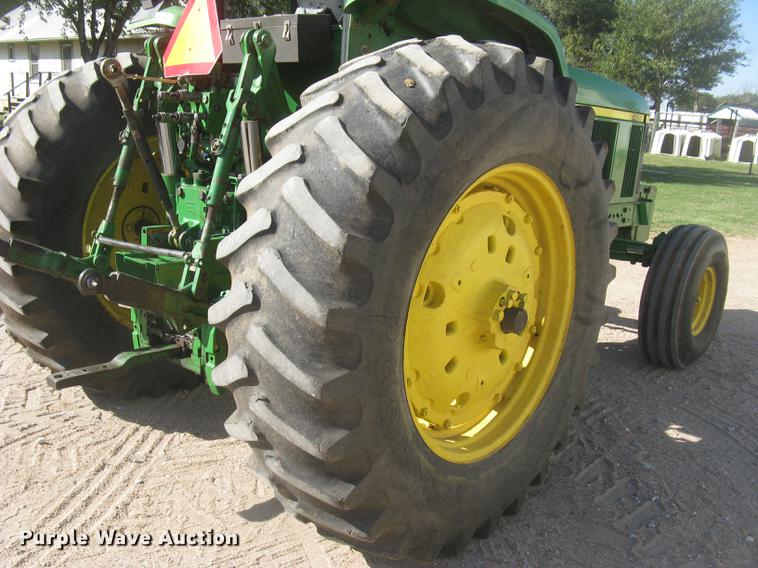 image for item DC1304 1998 John Deere 7405 tractor