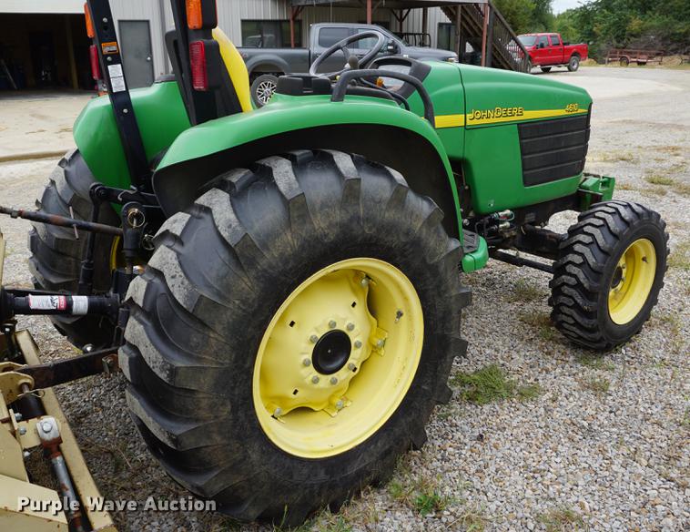 image for item DD6563 2002 John Deere 4610 MFWD tractor