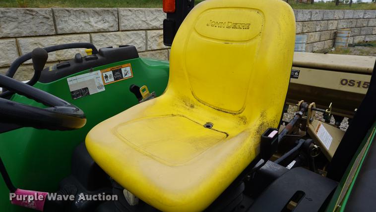 image for item DD6563 2002 John Deere 4610 MFWD tractor