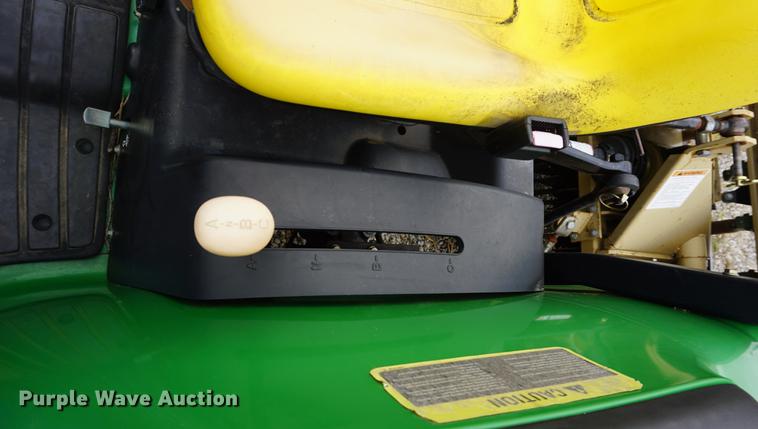 image for item DD6563 2002 John Deere 4610 MFWD tractor