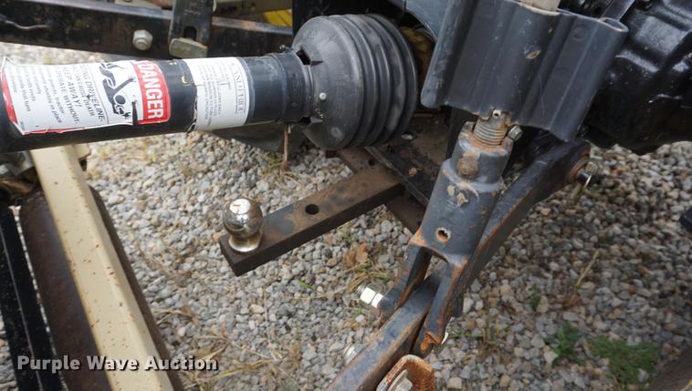 image for item DD6563 2002 John Deere 4610 MFWD tractor