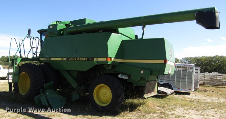 image for item DD8912 1995 John Deere 9600 RWA combine