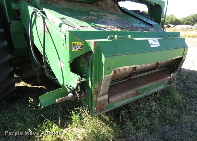 image for item DD8912 1995 John Deere 9600 RWA combine