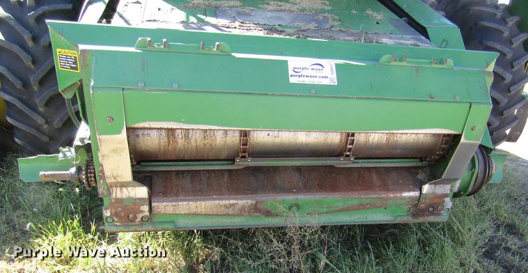 image for item DD8912 1995 John Deere 9600 RWA combine