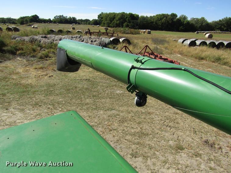 image for item DD8912 1995 John Deere 9600 RWA combine