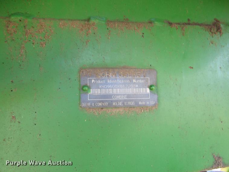 image for item DD8912 1995 John Deere 9600 RWA combine