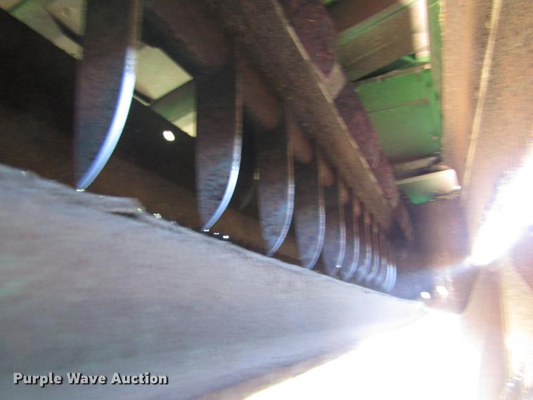 image for item DD8912 1995 John Deere 9600 RWA combine