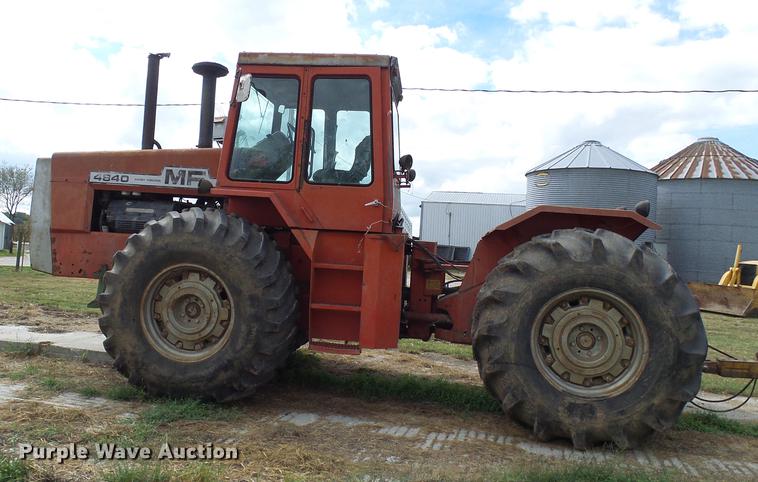 image for item DE5266 1982 Massey-Ferguson 4840 4WD tractor