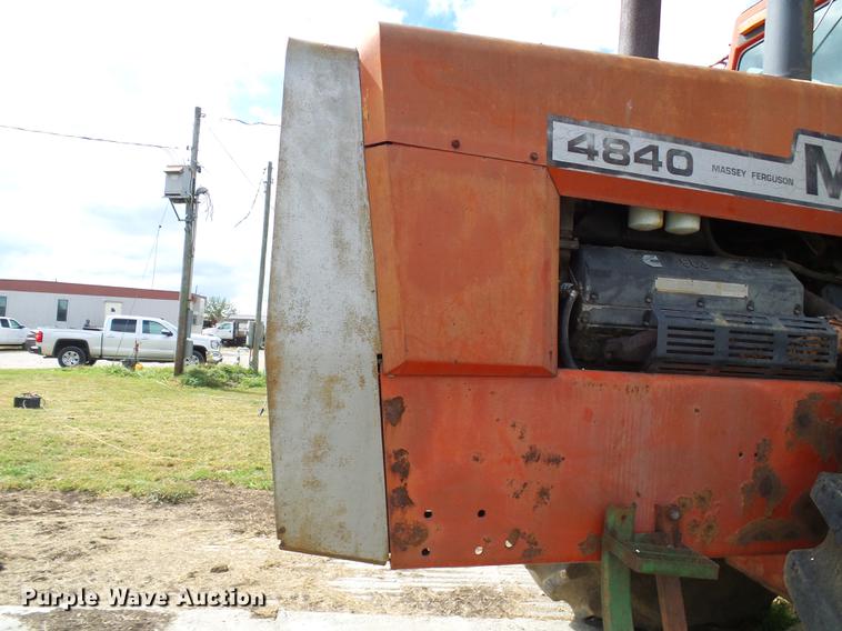 image for item DE5266 1982 Massey-Ferguson 4840 4WD tractor
