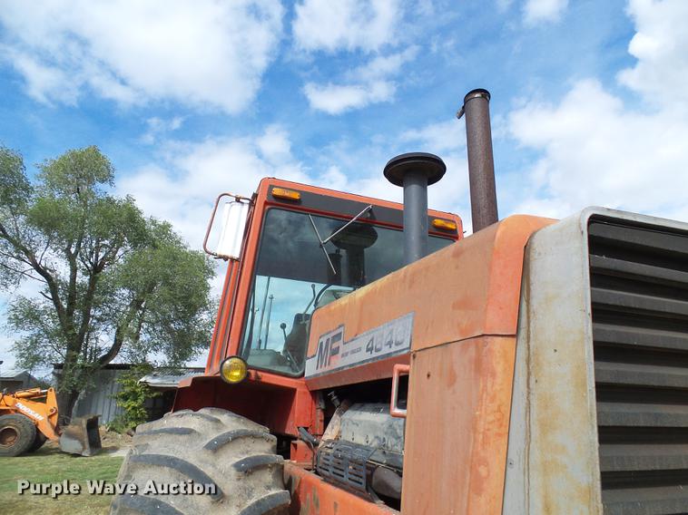 image for item DE5266 1982 Massey-Ferguson 4840 4WD tractor