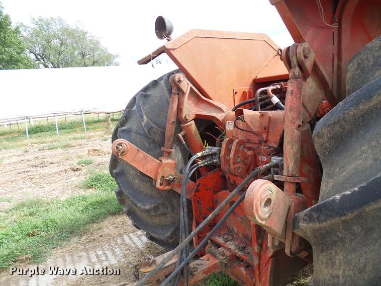 image for item DE5266 1982 Massey-Ferguson 4840 4WD tractor