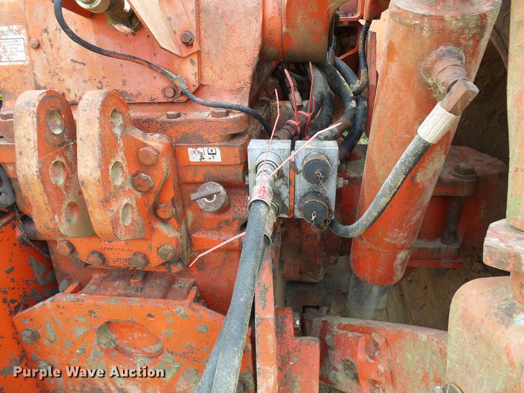 image for item DE5266 1982 Massey-Ferguson 4840 4WD tractor