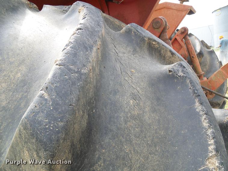 image for item DE5266 1982 Massey-Ferguson 4840 4WD tractor