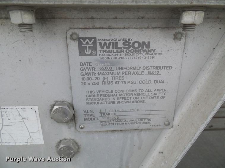 image for item DE5272 1994 Wilson DWH-200 double hopper bottom grain trailer