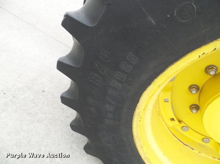 image for item DE5274 2010 John Deere 7230 Premium MFWD tractor