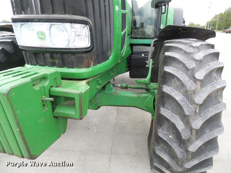 image for item DE5274 2010 John Deere 7230 Premium MFWD tractor