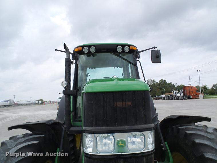 image for item DE5274 2010 John Deere 7230 Premium MFWD tractor