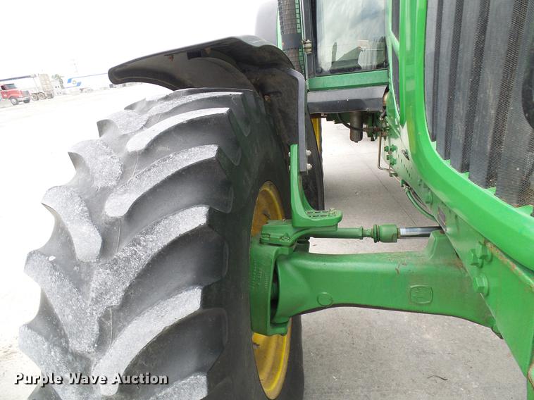 image for item DE5274 2010 John Deere 7230 Premium MFWD tractor