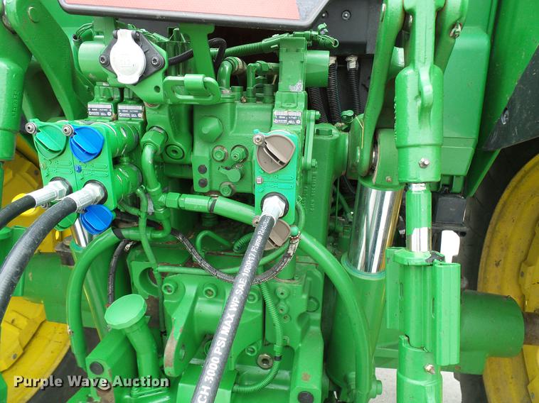 image for item DE5274 2010 John Deere 7230 Premium MFWD tractor