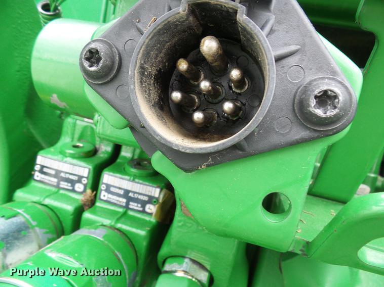 image for item DE5274 2010 John Deere 7230 Premium MFWD tractor