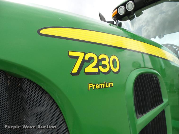 image for item DE5274 2010 John Deere 7230 Premium MFWD tractor