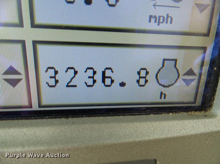 image for item DE5274 2010 John Deere 7230 Premium MFWD tractor