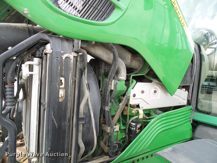image for item DE5274 2010 John Deere 7230 Premium MFWD tractor