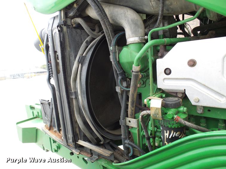 image for item DE5274 2010 John Deere 7230 Premium MFWD tractor