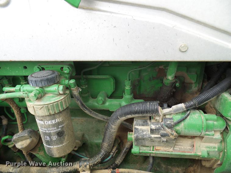 image for item DE5274 2010 John Deere 7230 Premium MFWD tractor