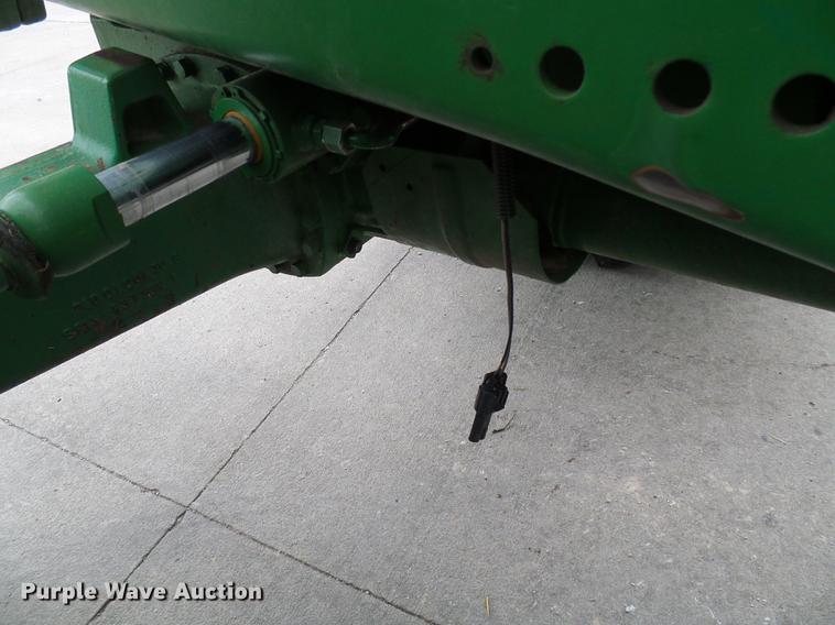 image for item DE5274 2010 John Deere 7230 Premium MFWD tractor