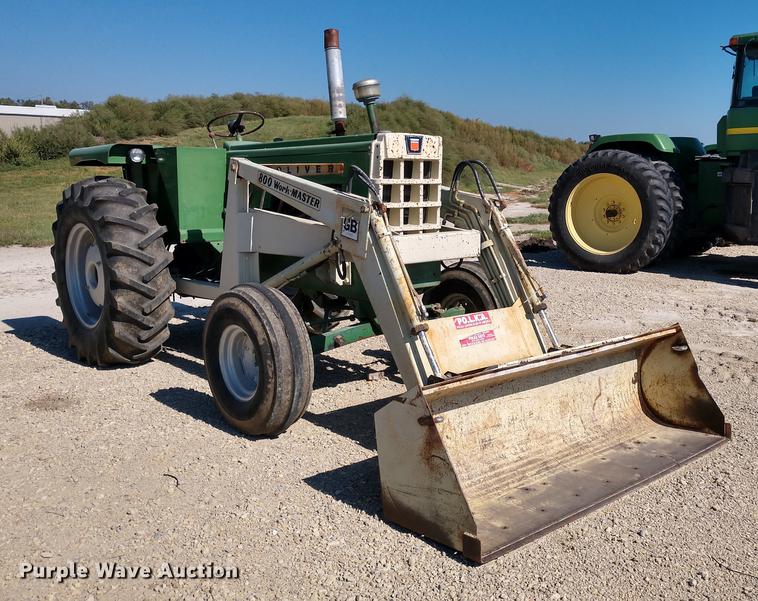 image for item DE6405 Oliver 1600 tractor