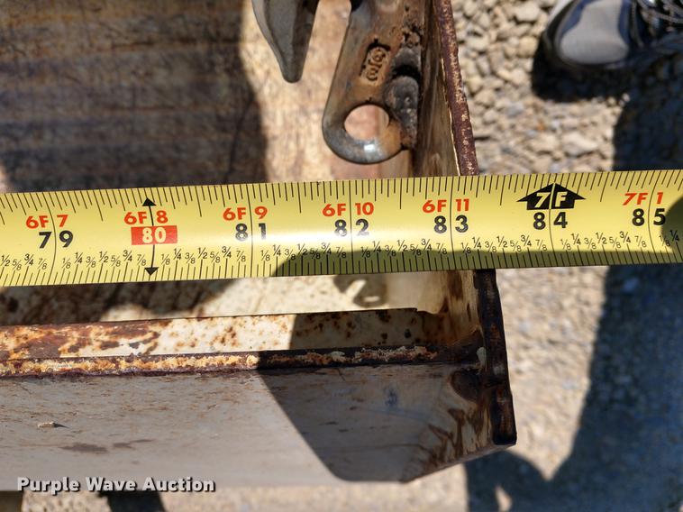 image for item DE6405 Oliver 1600 tractor