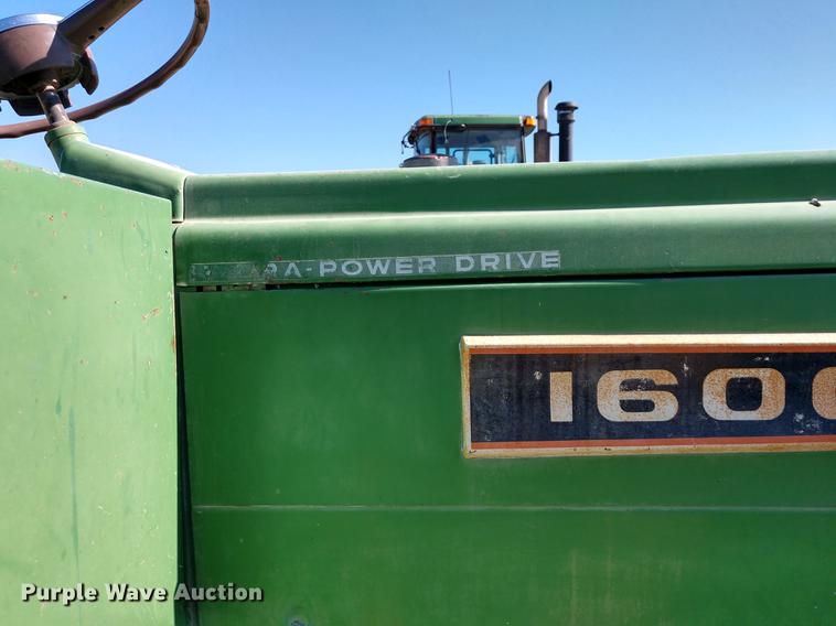 image for item DE6405 Oliver 1600 tractor